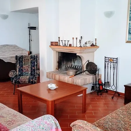 Feriehus Ciclamini - Indipendente Tra Mare E Collina